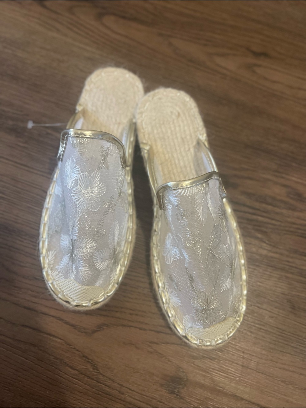 Women's Metallic Ivory Floral Slip-On Espadrille